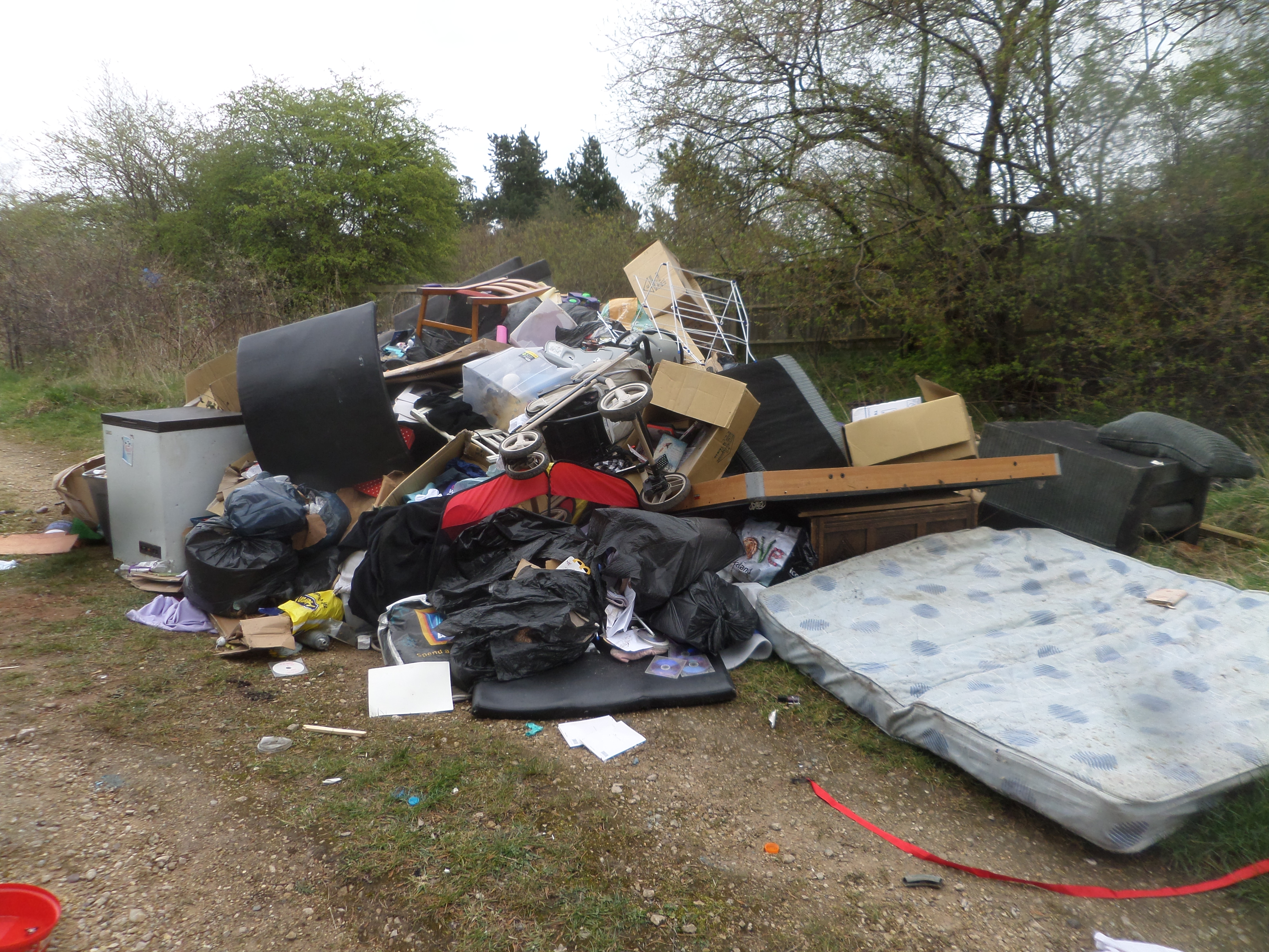 Fine for house move fly-tipper
