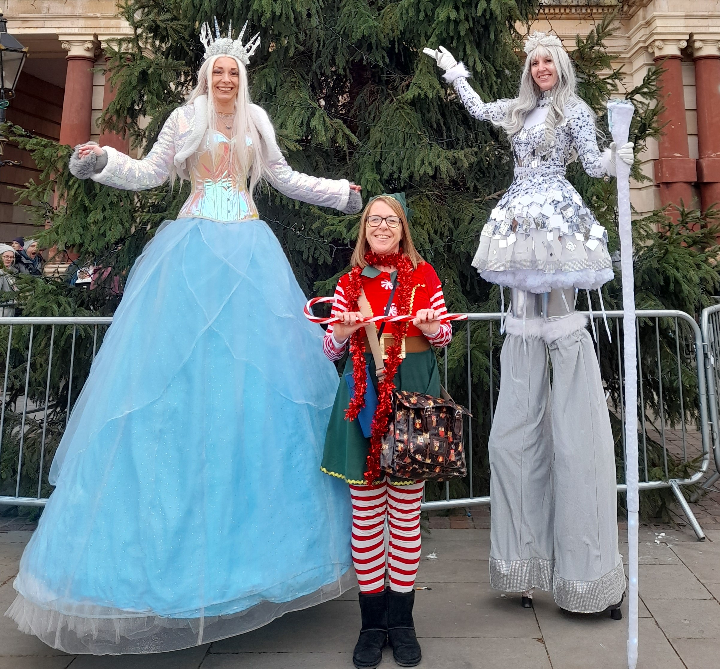 "the ice queens meet evie the elf 261123.jpg".